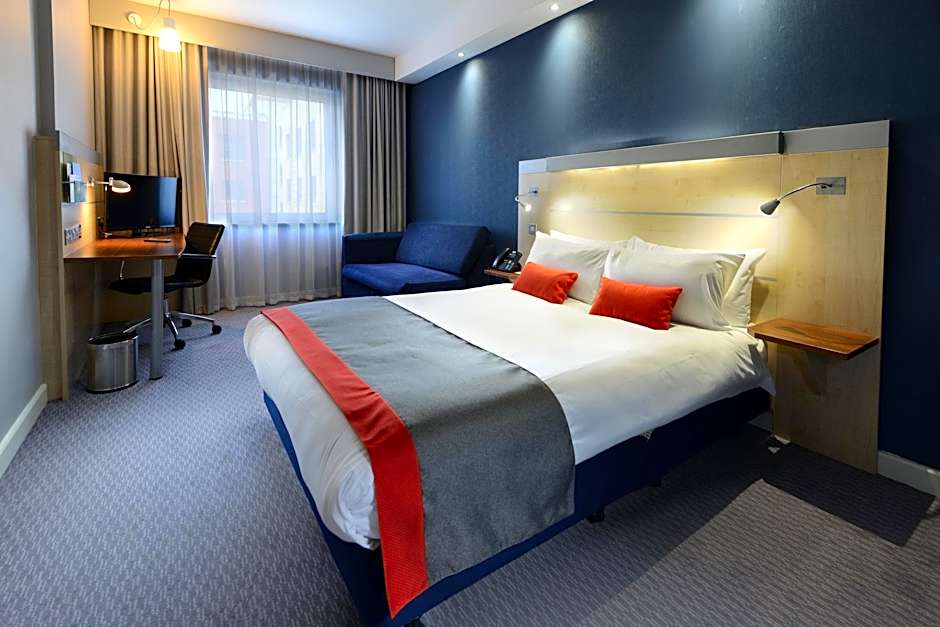Holiday Inn Express Dublin-Airport By IHG