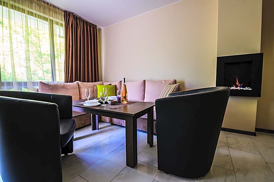 Relax Houses