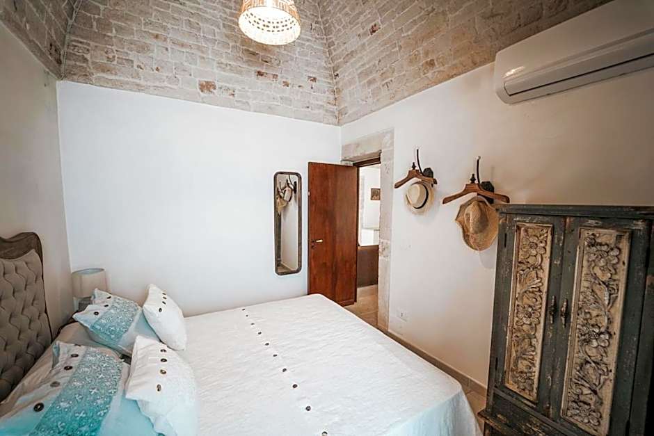 Trullo Malvasia-Trulli Antì Charme & Relax