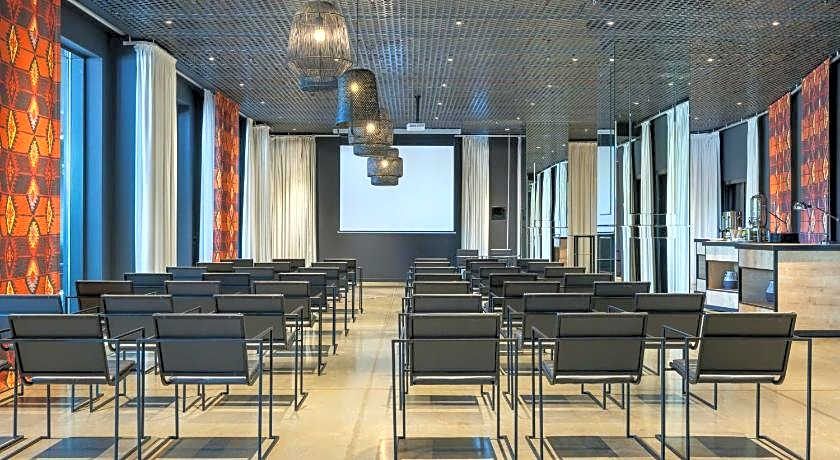 Moxy by Marriott Tbilisi