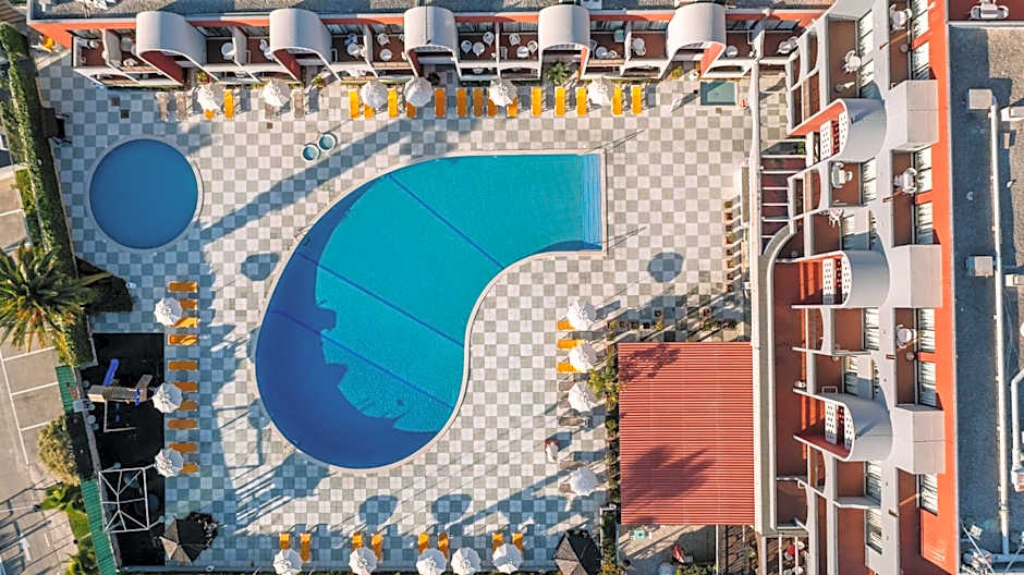 Muthu Oura Praia Hotel