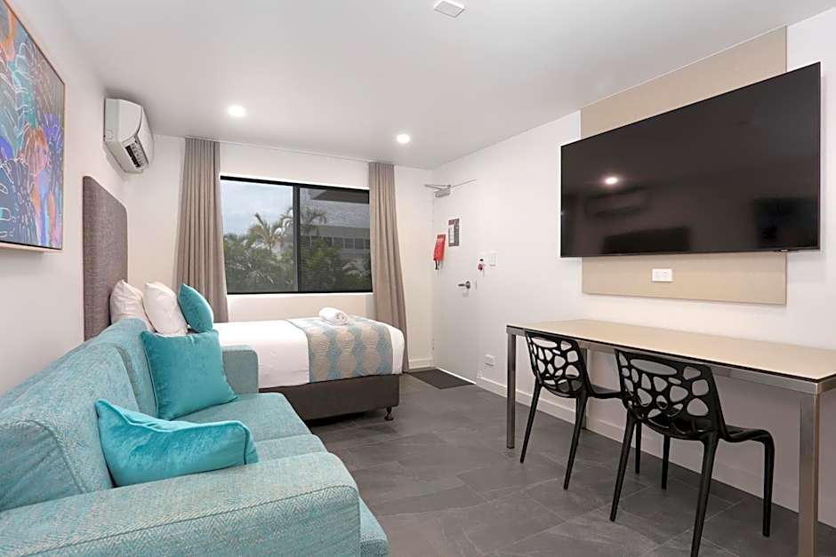 Southport Motel & Apartments