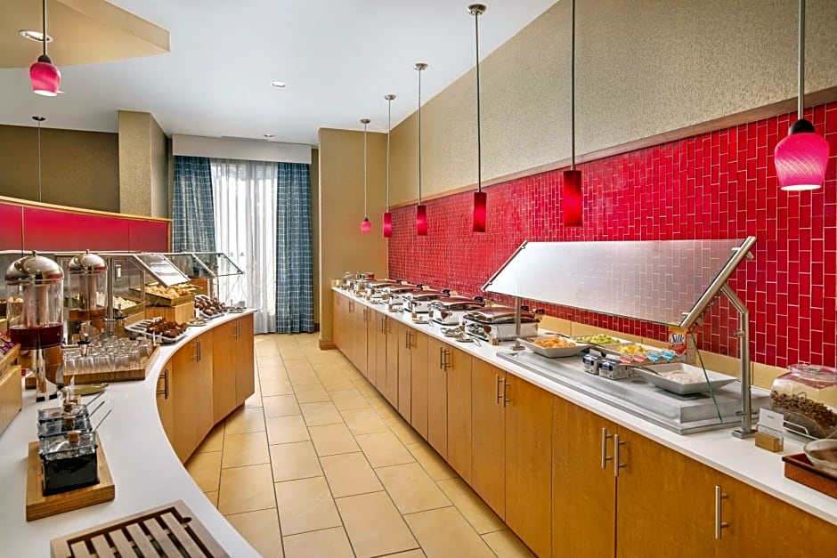 DoubleTree Richmond Airport
