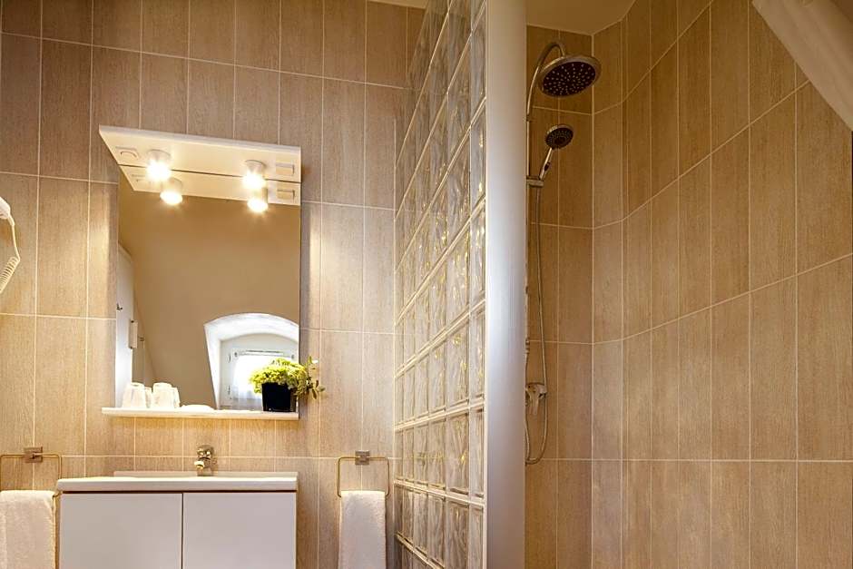 Hôtel Londres Saint Honoré