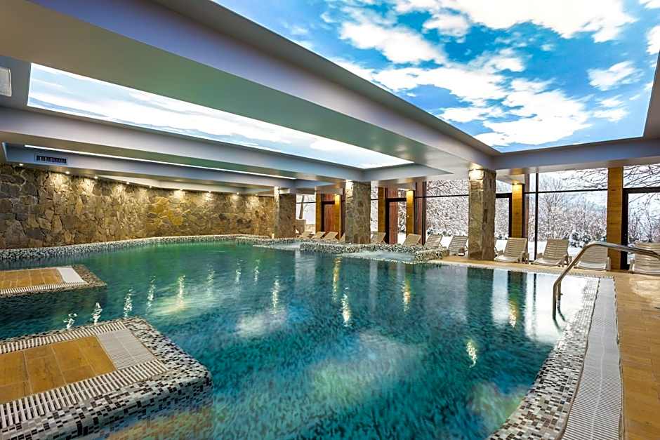 Zdjęcie 1 z 37 — Rilets Resort & Spa