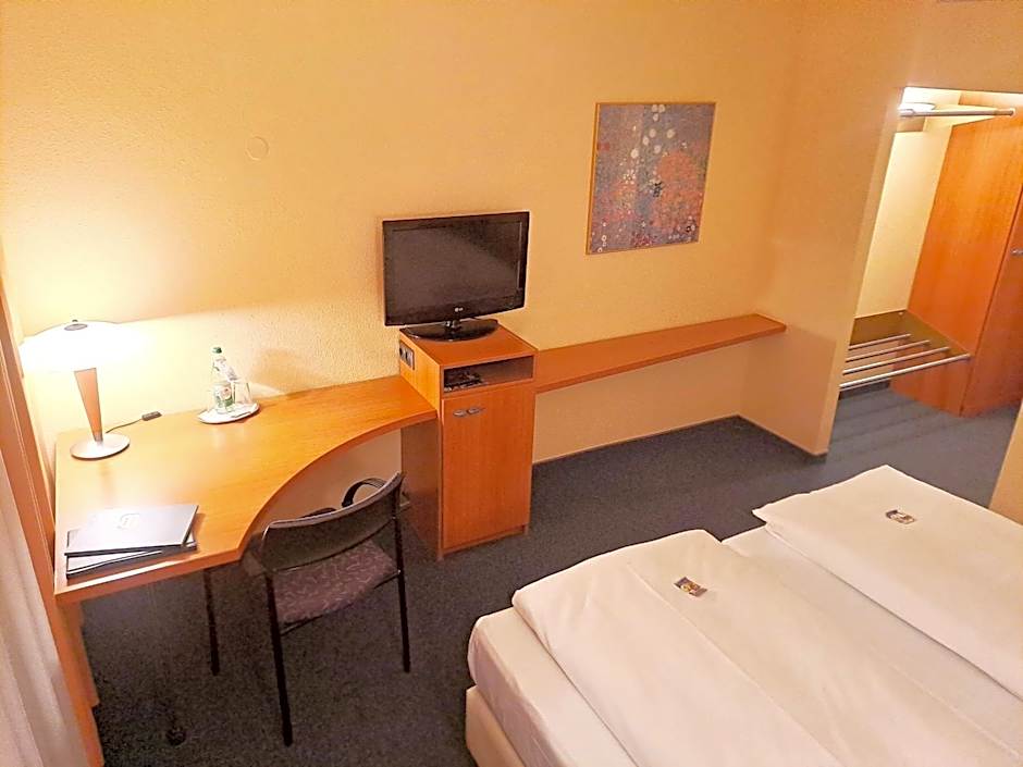 Transmar Travel Hotel