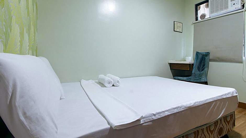 Mahayahay Lodge and Restaurant