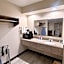 Luxury Inn Liberty