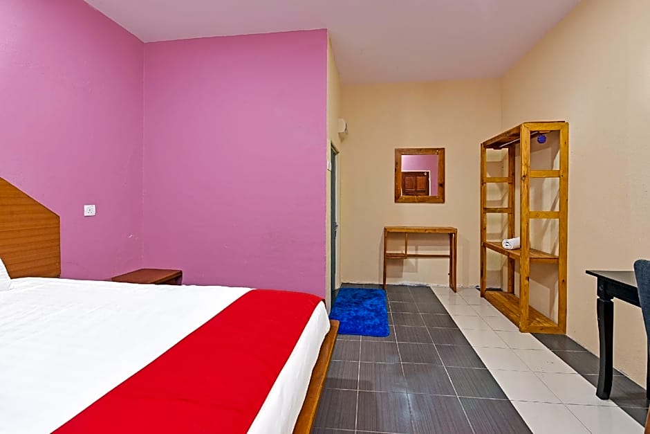 Hotel O Awan Biru Motel