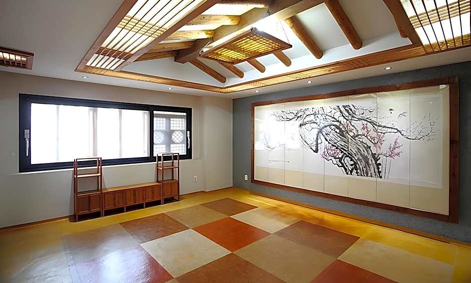 Jeonju Hanok Taejogung Hotel