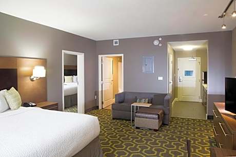 Suite, 1 Bedroom (1 King Bed)