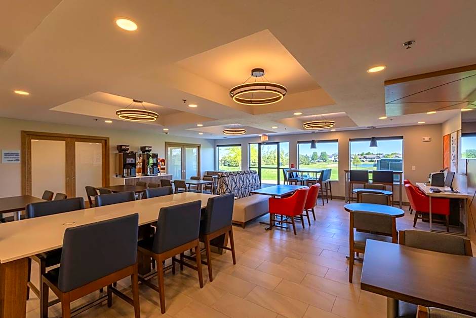 Holiday Inn Express & Suites Sioux Center By IHG