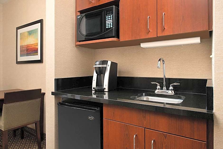 Holiday Inn Express & Suites Chambersburg By IHG