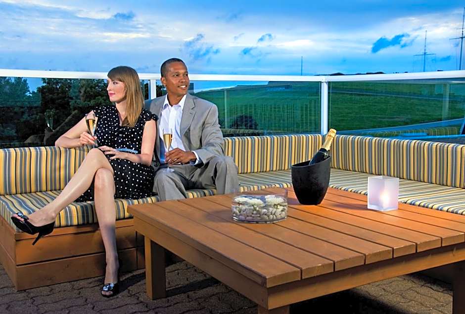 Cambridge Suites Hotel Halifax