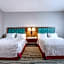 Hampton Inn & Suites Cincinnati Midtown Rookwood