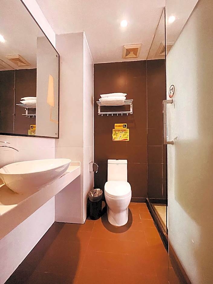 7 Days Inn Guilin Xing'an Lemandi