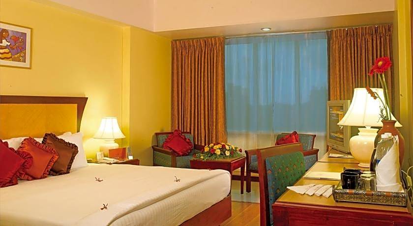 Classic Sarovar Portico Thiruvananthapuram