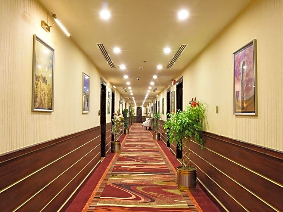 Garden Plaza Hotel