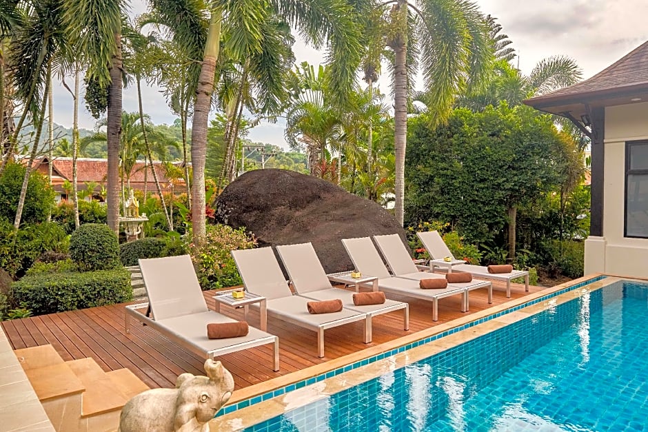 Luxury 8 bedrooms Pool Villa