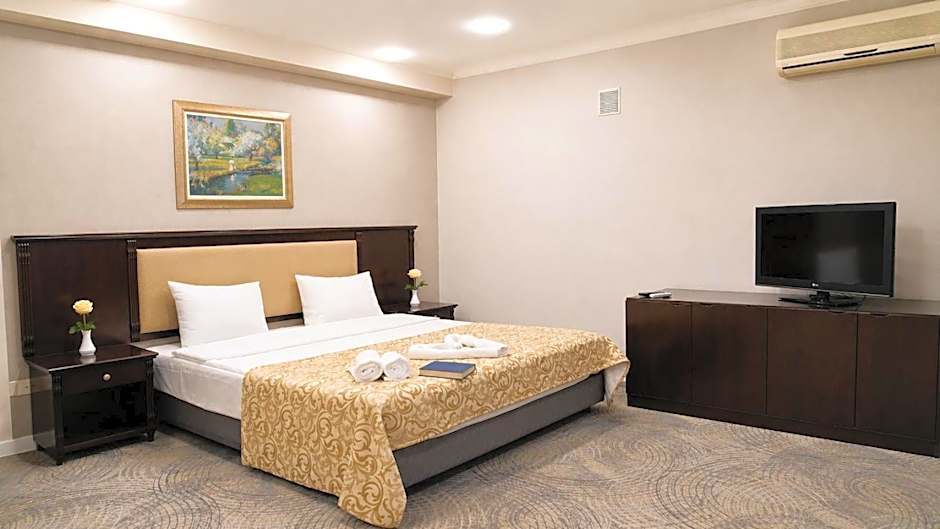 Premier Hotel