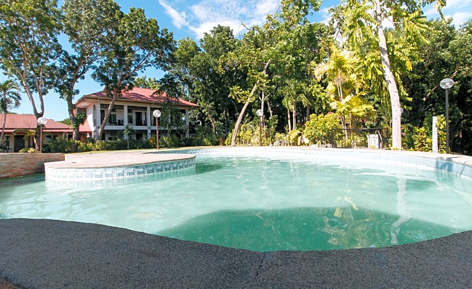 RedDoorz Plus @ Rio Grande de Laoag Resort Hotel Ilocos Norte