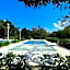 Cozy Place/WiFi/Beach 10 min Walk/Private Pool