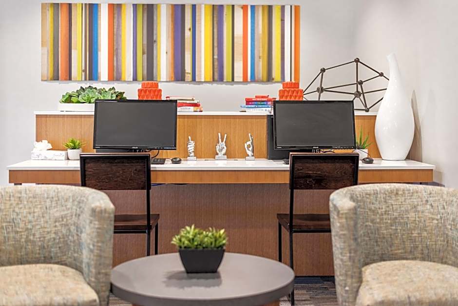 Holiday Inn Express West Valley City By IHG