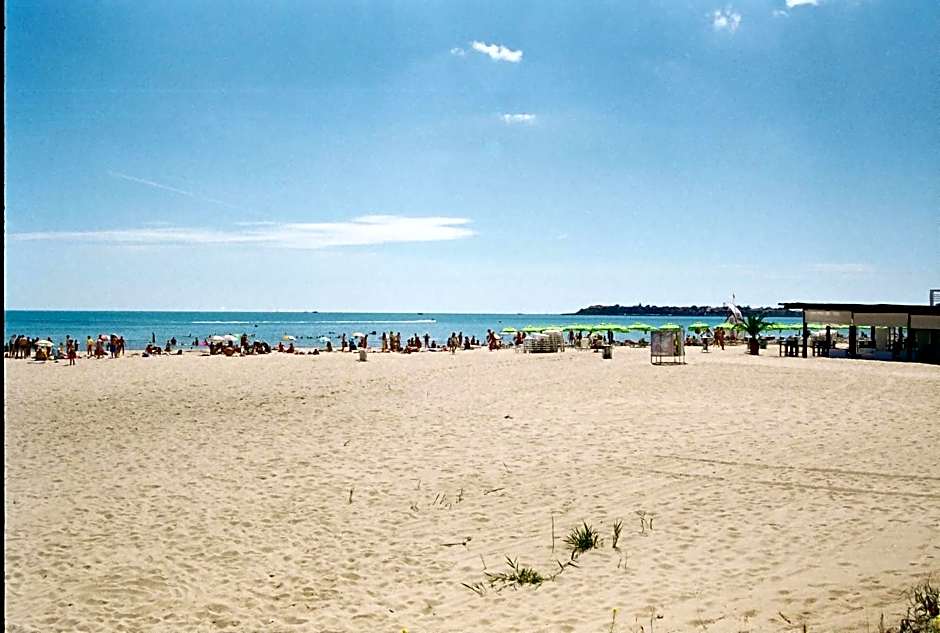 Boutique Suites Rainbow 4