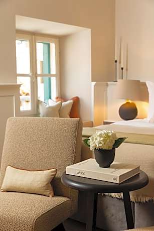Junior Suite with Balcony