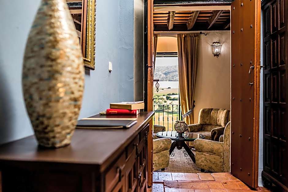 Hacienda El Santiscal Adults Only