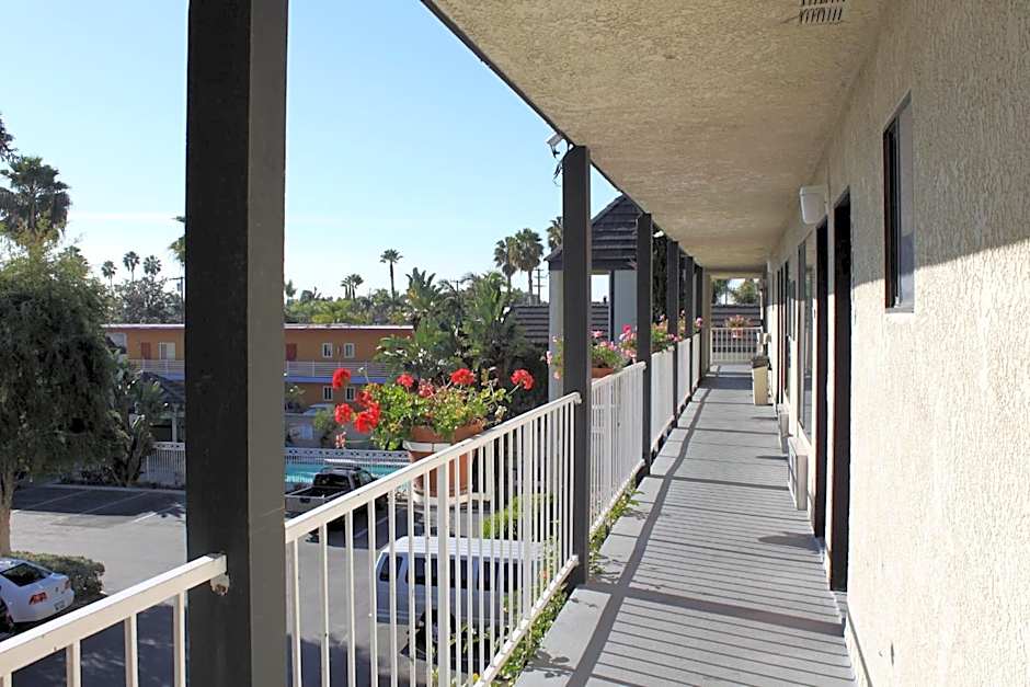 Alamo Inn and Suites - Convention Center