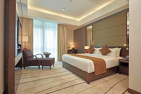 Premium Triple Room with Balcony - Free access to the Infinity Pool