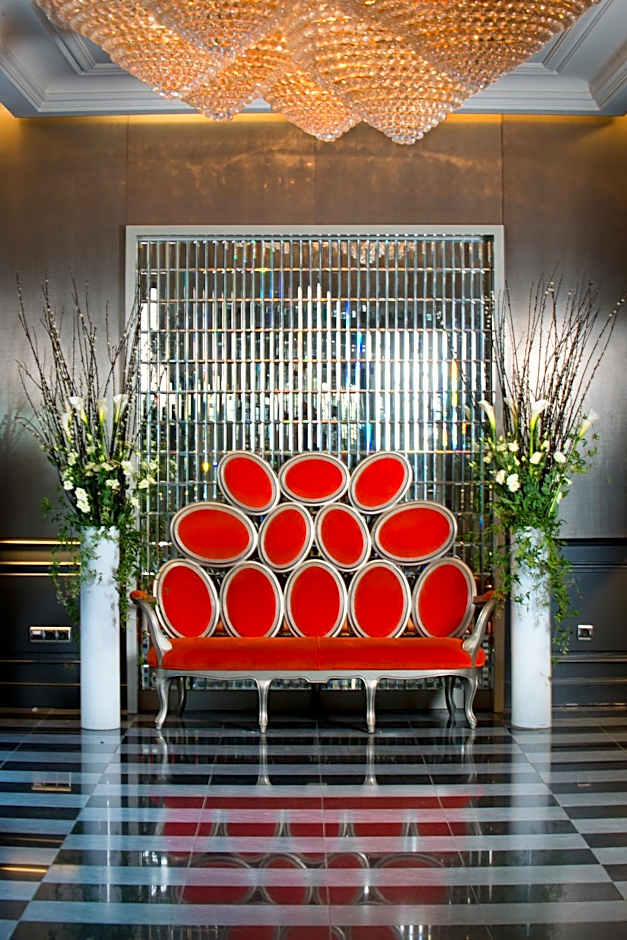 Hotel Lumen Paris Louvre