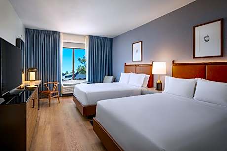 Queen Room with Two Queen Beds - Mobility Access/Non-Smoking