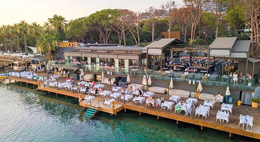 Unique Life Style Hotel