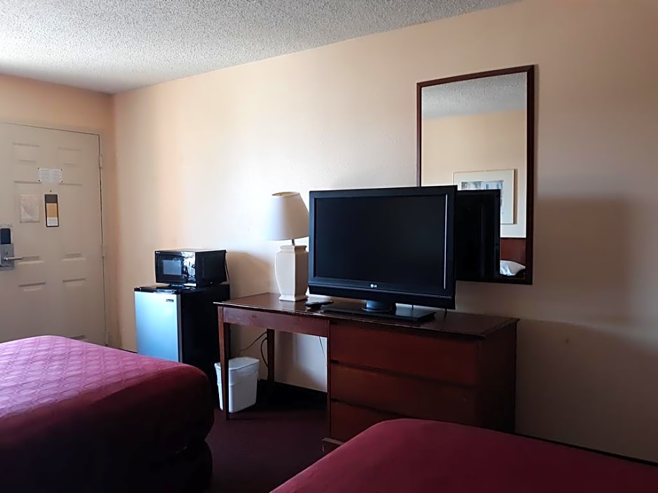 Americas Best Value Inn Stockbridge