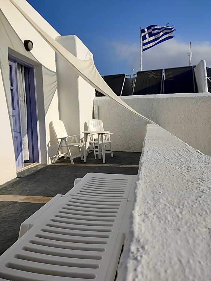 Porto Sikinos Hotel