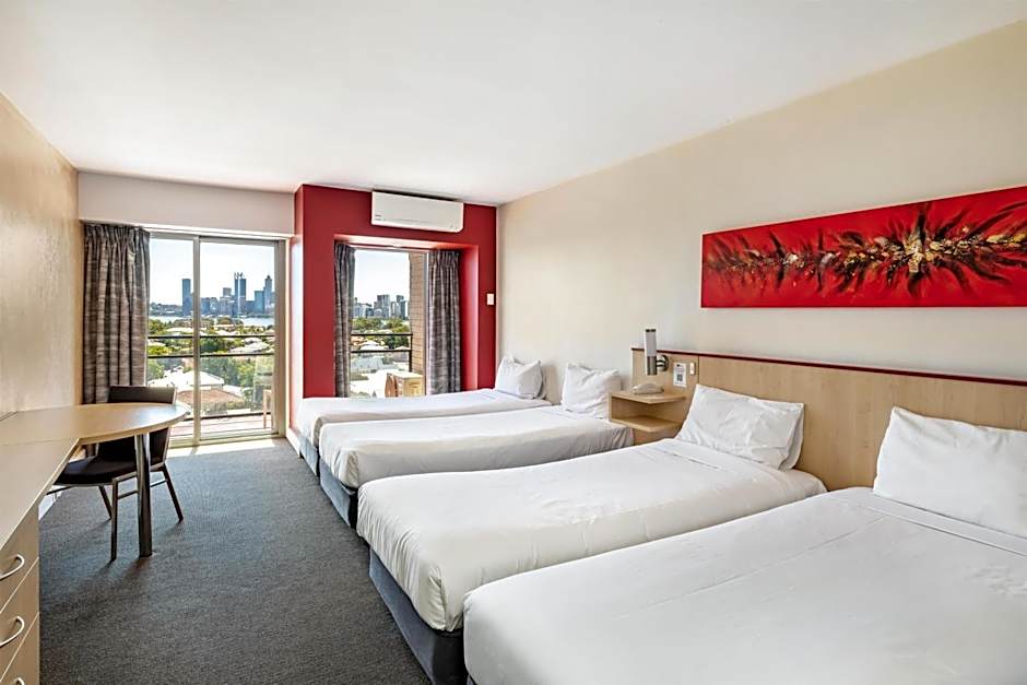 Metro Hotel Perth