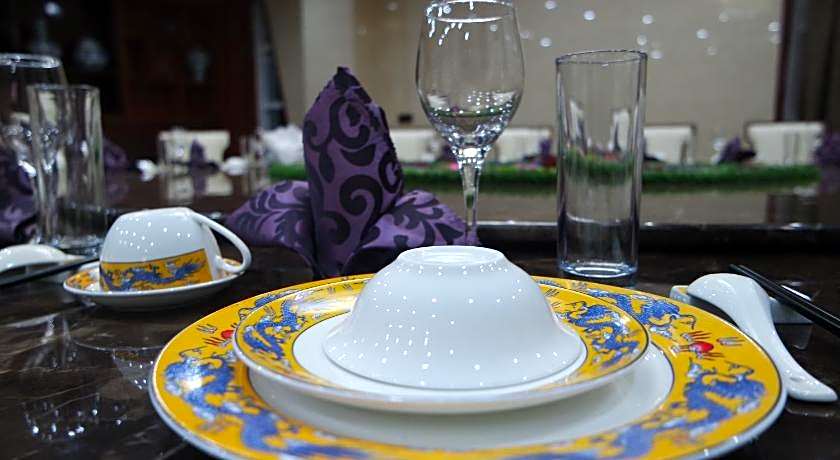 Kololo Courts Hotel And Restaurant