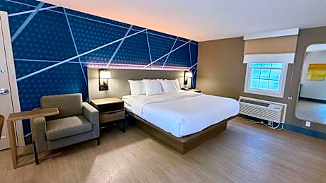 King Room - Non-Smoking
