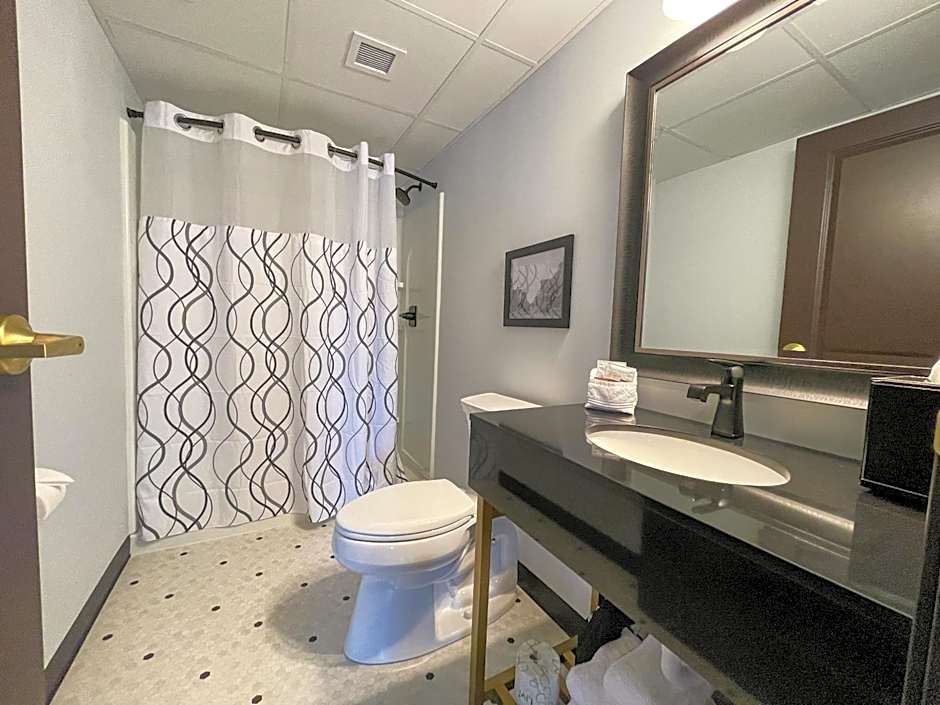 The Alonzo Ward Hotel