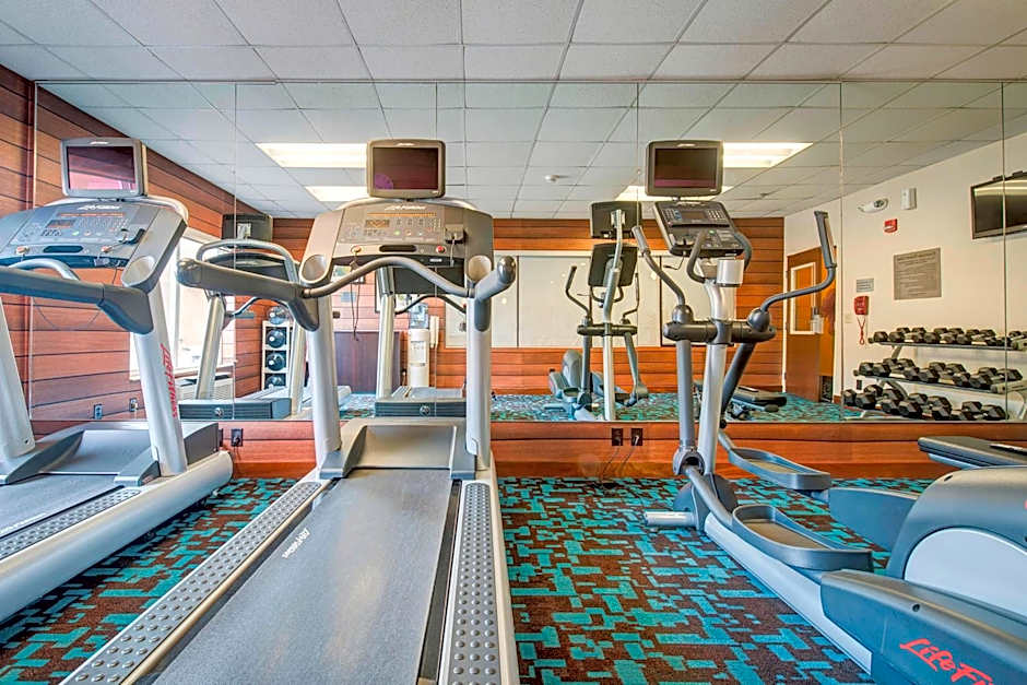 Comfort Inn & Suites Green Bay Stadium Area