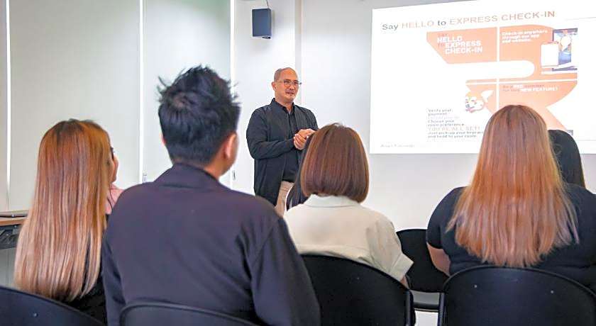 Red Planet Clark Angeles City