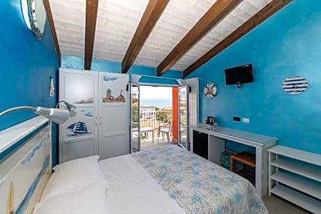 Double Room with Mountain View