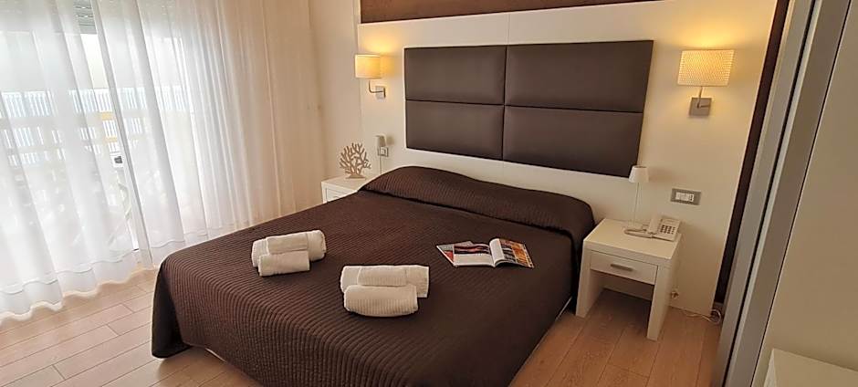Hotel Eros