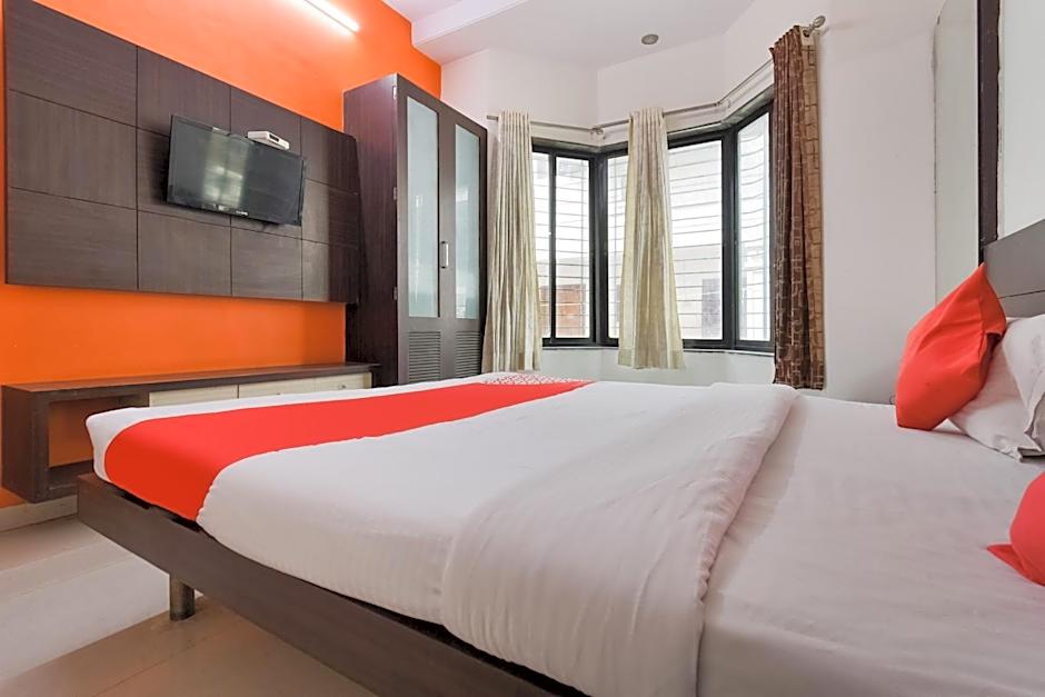 Flagship Hotel Sai Suman Palace