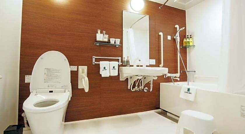 HOTEL LiVEMAX Himeji Shiyakusho Mae
