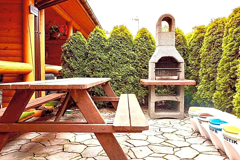 Domy z Bala - Domki ogrzewane - JACUZZI, SAUNA, lody, popcorn, ryba wedzona i ognisko w cenie!