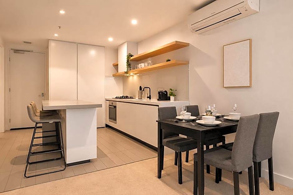 Live Luxe | Blue Haven 2BR Pool & Gym • Parking