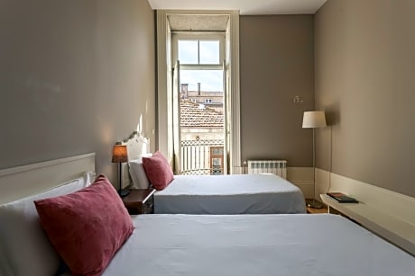 Standard Twin with Private Bathroom